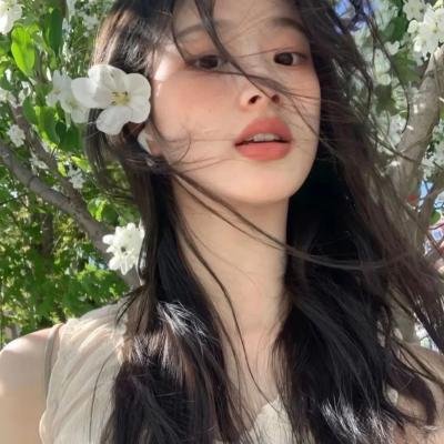 皎皎月色落孤星